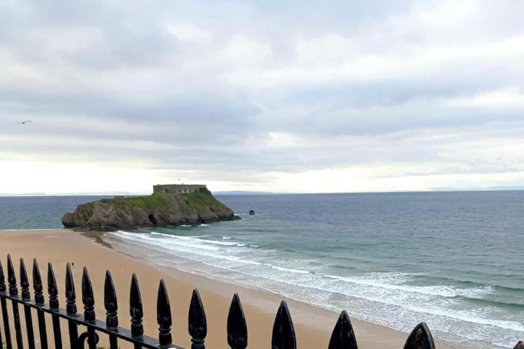 Ship Cottage Tenby Beach 50M Exterior foto